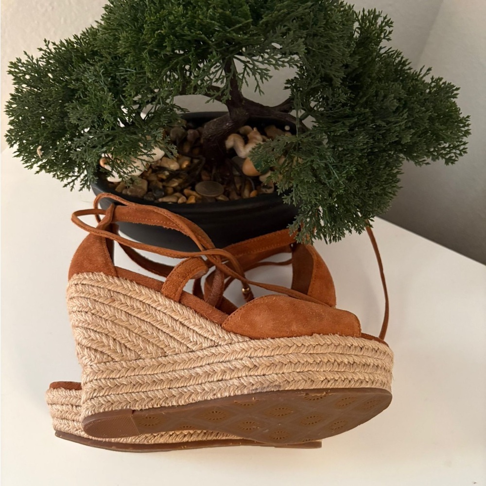UGG NEW Women's Brown Suede Wedge Sandals - Picture 3 of 7